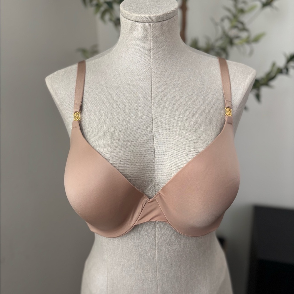 Victoria’s Secret Demi bra sz 36DD